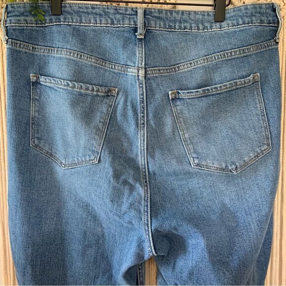OLD NAVY Women’s Higher High Rise Flare Secret Smooth Pockets Jeans 16 - Picture 7 of 13